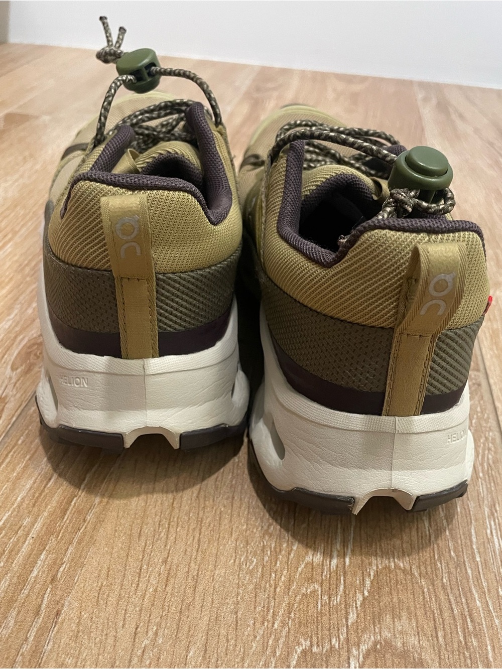 On Running Women's Cloudhorizon Hiking Shoe - Picture 6 of 12
